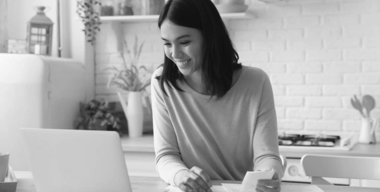 Aluno a trabalhar no projeto final de SEO com dados reais